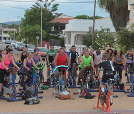 Master class de spinning en el paseo marítimo de Almenara el sábado 30 de julio