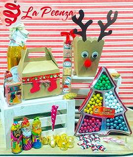 Montajes de navidad personalizados de chuches, dulces y gominolas para los niños