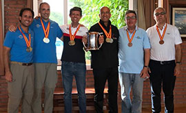 Dos tripulaciones del aeroclub de Castelló logran tres medallas en la prueba reina de vuelo con motor en España