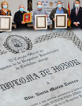 Acto de entrega de distinción de honor y diplomas del Colegio de Agentes de la Propiedad Inmobiliaria de Castellón