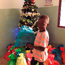 La recaudación del Mercadillo Solidario Grup Viure llega a Ghana