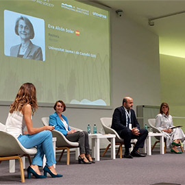 La rectora Eva Alcón aboga por un sistema universitario más conectado con la sociedad para contribuir al desarrollo sostenible en el Encuentro Internacional de Rectores Universia